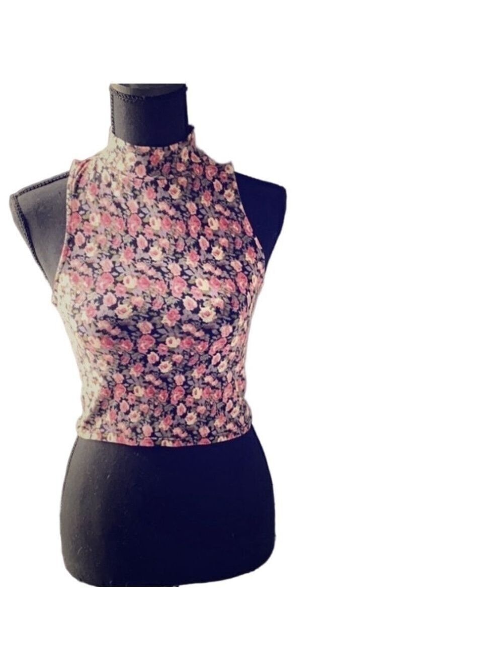 Floral Crop Top Black Pink Small